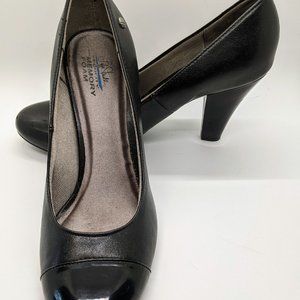 Life Stride Velocity Memory Foam Black Pumps